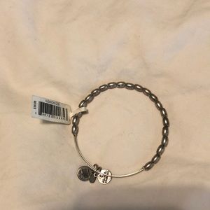 🌪Alex and Ani +energy Russian silver bracelet 🌪